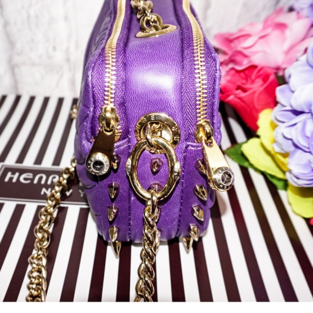 HENRI BENDEL No.7 Qulit STUDDED CAMERA BAG